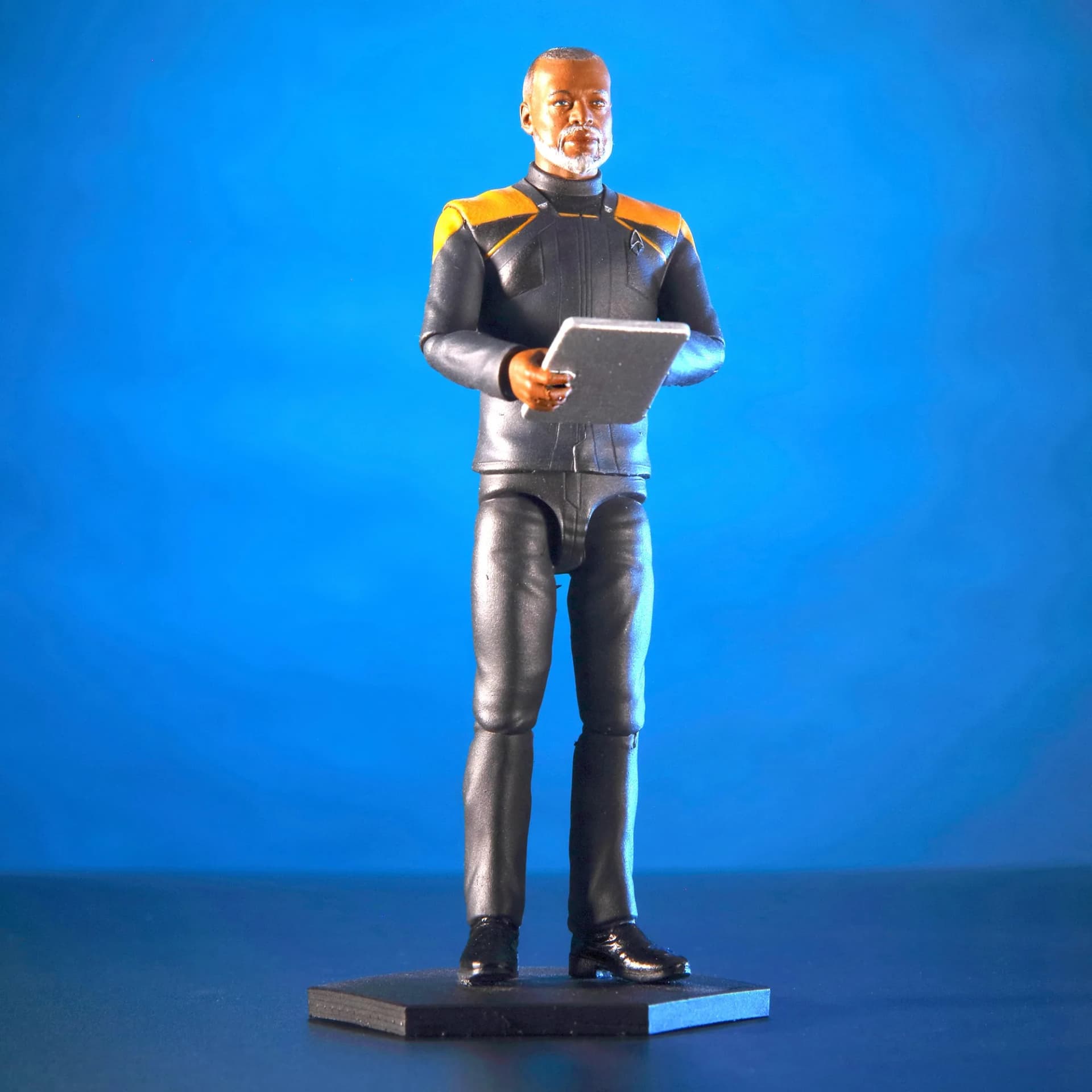 Geordi Action Figure image 2
